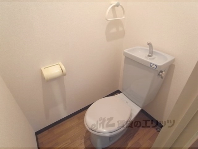 メゾン半四郎のトイレ写真