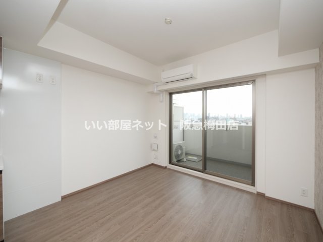 プレサンス神崎川ファインブレスの居間写真