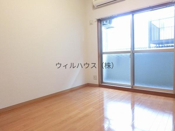 その他部屋・スペース　明るい洋室！