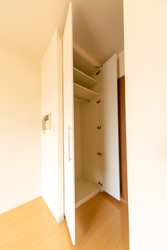 収納　※同物件、別部屋の写真です。