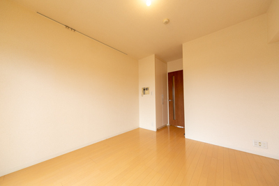 居室・リビング　※同物件、別部屋の写真です。