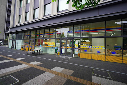 コンビニ　ミニストップ 愛知大学店（コンビニ）まで696m
