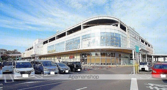 ショッピングセンター　イオンスタイル入間（ショッピングセンター）まで750m