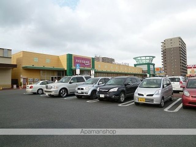 スーパー　（株）カスミ／フードスクエア水戸赤塚店（スーパー）まで592m
