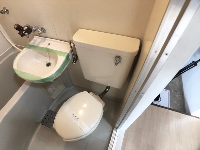 トイレ　トイレ
