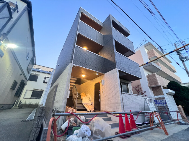 REVEURの外観写真