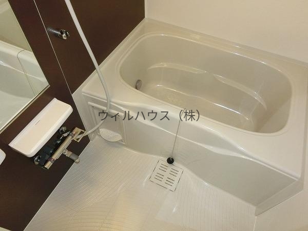 ストラーダ ブリランテの風呂写真