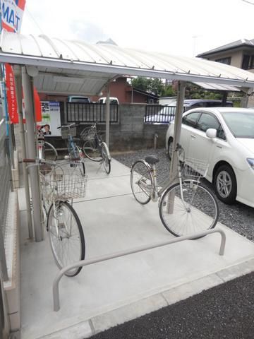 その他共有部分　♪屋根付き駐輪場！♪