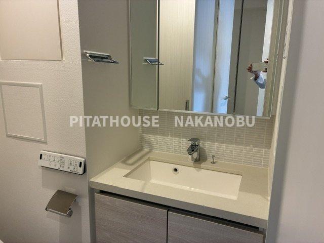 洗面設備　別部屋参考写真