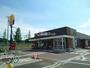 飲食店　マクドナルド４８号愛子ヨークタウン店（飲食店）まで469m