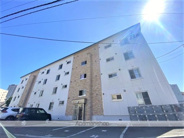 ハイツシーブリーズ本町B棟の外観写真