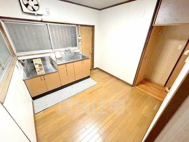 GSハイム島泉3の居間写真