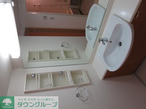 ドゥーエ横浜駅前の内装写真