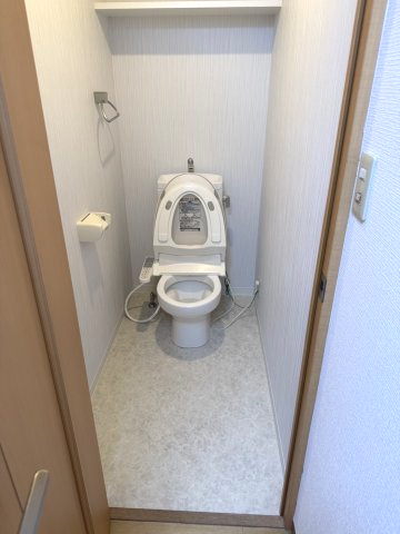 地下鉄名城線 熱田神宮西駅 徒歩9分 10階建 築21年のトイレ写真
