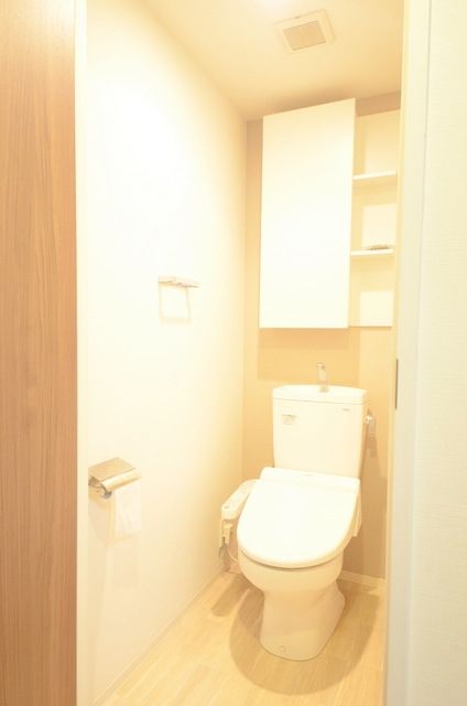 トイレ　★お部屋探しは株式会社タウンハウジング東京まで★