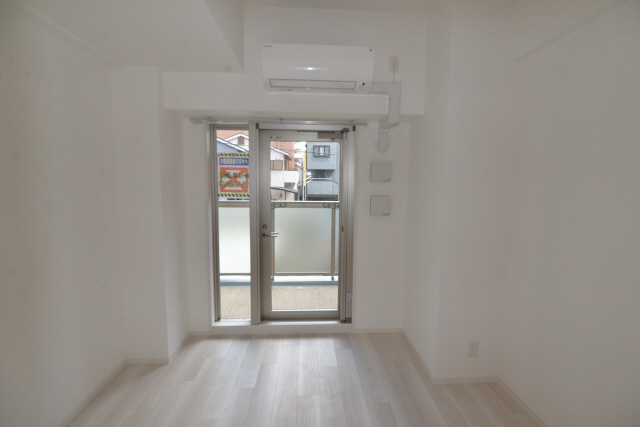 居室・リビング　写真は同マンションの別のお部屋のものです