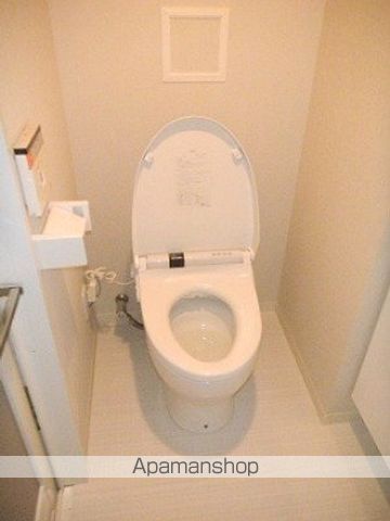 東京メトロ丸ノ内線 新中野駅 徒歩4分 4階建 築17年のトイレ写真