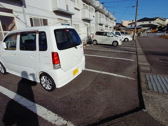 駐車場　駐車場