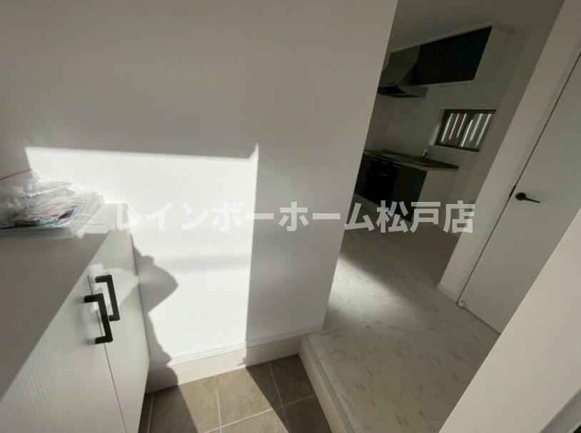 玄関　収納もある玄関です