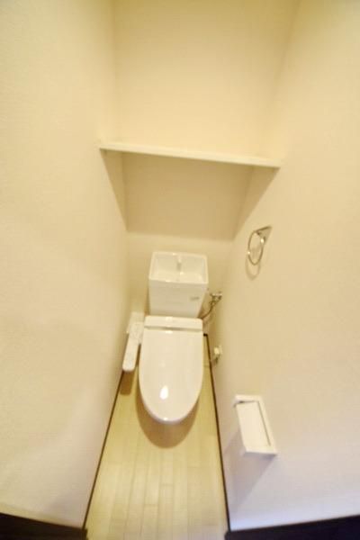 レオネクストヴィラージュのトイレ写真