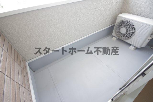 バルコニー　広々としたバルコニーです