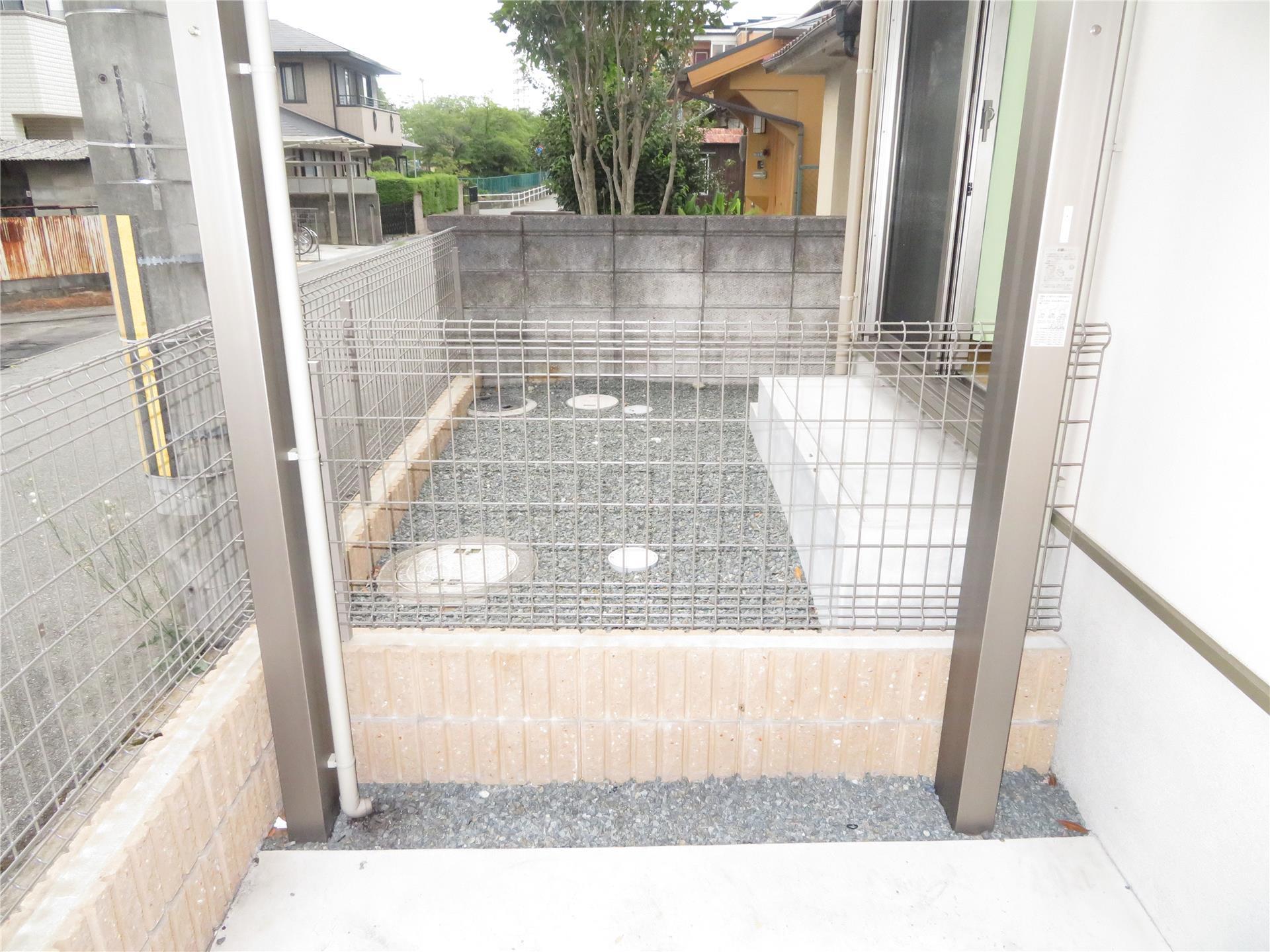 バルコニー　専用庭