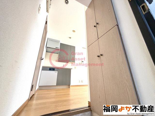 玄関　【福岡よか不動産】きれいな玄関です