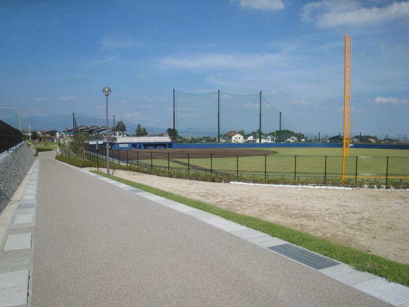 公園　高崎市金古運動広場（公園）まで1002m