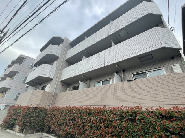 小金井市本町のマンションの建物外観