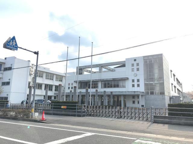 【パークサイド前山Ａの小学校】