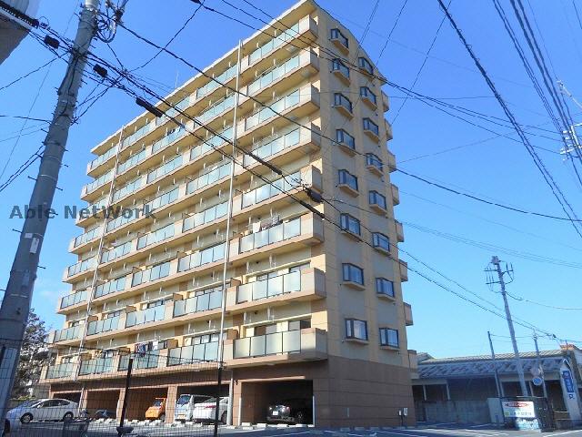 【古河市本町のマンションの建物外観】