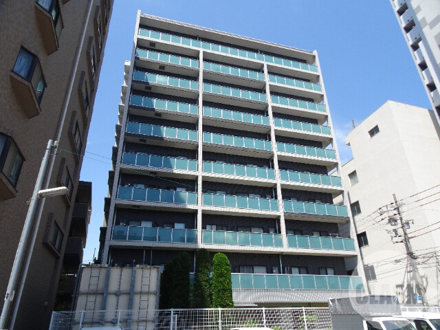 【堺市堺区北花田口町のマンションの建物外観】