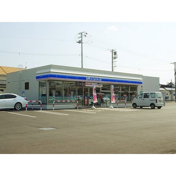 コンビニ　ローソン北見中央三輪店（コンビニ）まで567m