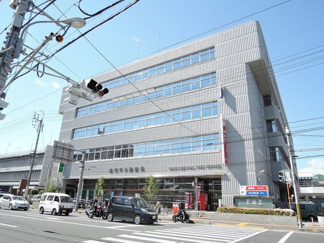 郵便局　高知中央郵便局（郵便局）まで1161m