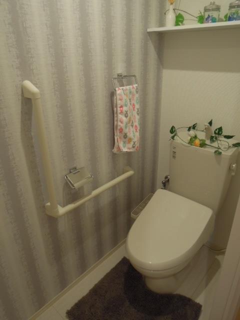 トイレ　※イメージ写真（別の部屋）