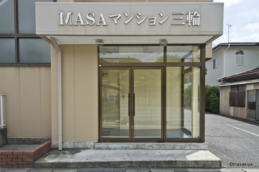 エントランス　エントランス