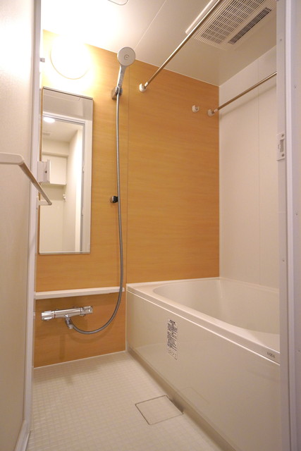 バス・シャワールーム　※写真は同タイプ住戸です。