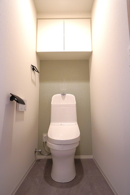 トイレ　※写真は同タイプ住戸です。