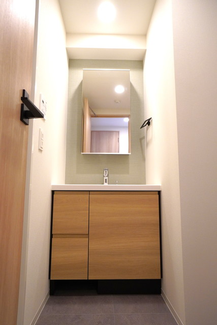 洗面設備　※写真は同タイプ住戸です。
