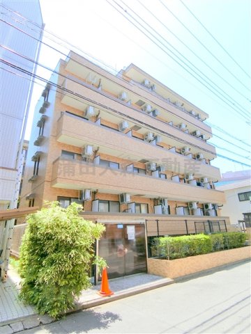 建物外観　1989年3月築　RC鉄筋コンクリート造地上6階建て総戸数9