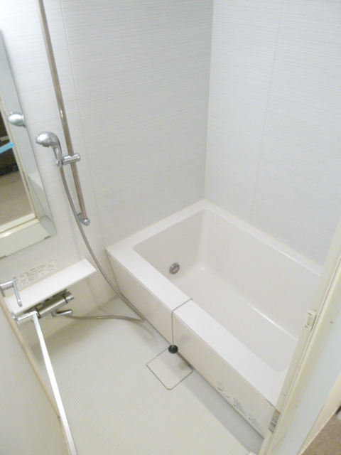 バス・シャワールーム　別部屋参考写真