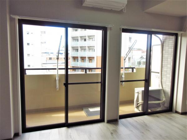 バルコニー　バルコニー