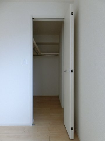 収納　イメージ103号室写真　反転タイプ