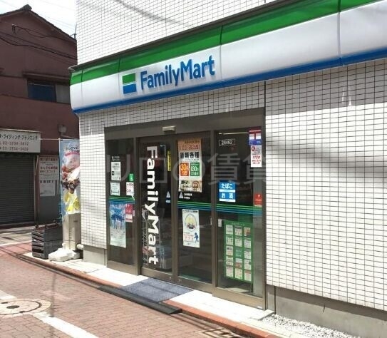 コンビニ　ファミリーマート大田南蒲田二丁目店（コンビニ）まで333m