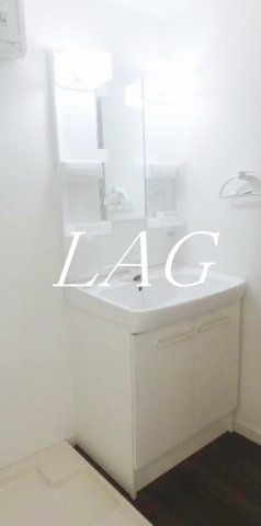 洗面設備　独立洗面台です。