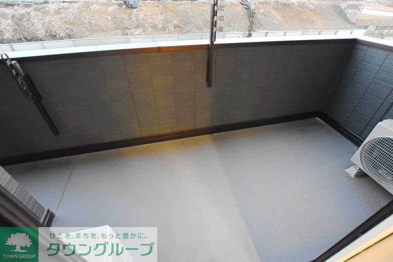 バルコニー　バルコニー