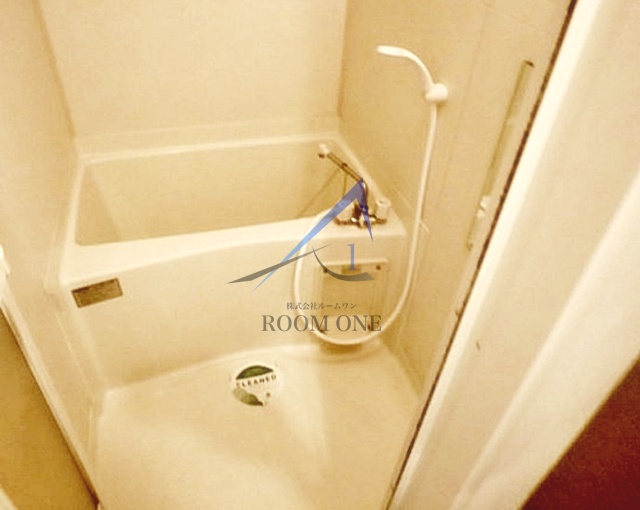 バス・シャワールーム　お風呂です。