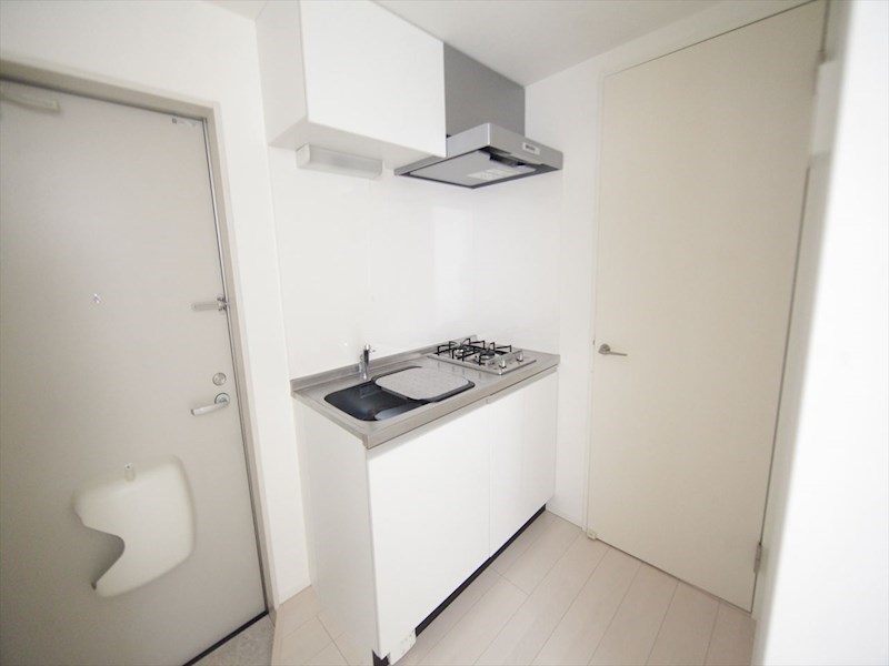 キッチン　システムキッチン（ガス2口コンロ付）