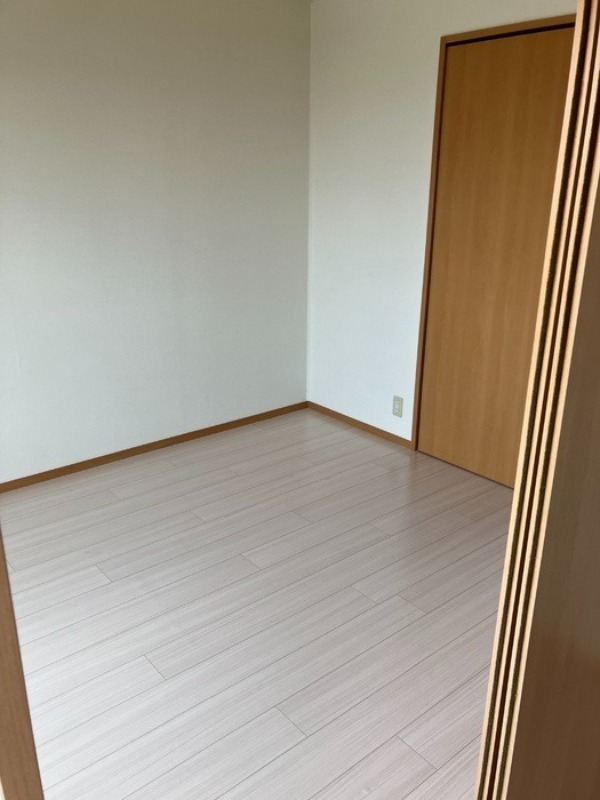 居室・リビング　図面と現状に相違がある場合には現状を優先