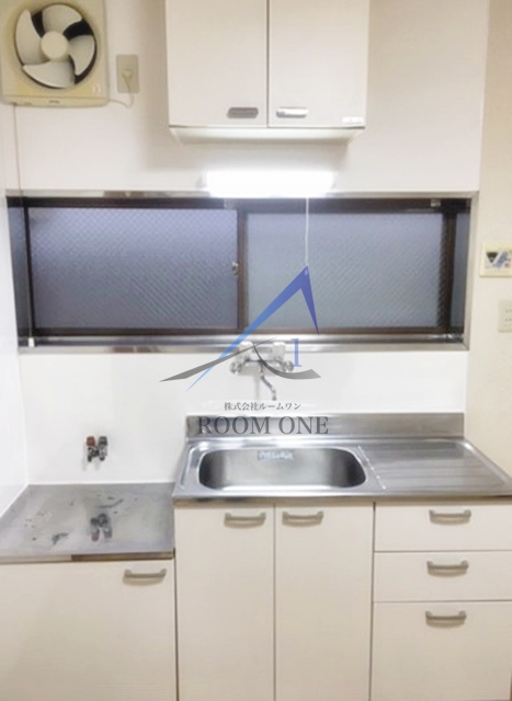 キッチン　キッチンです。